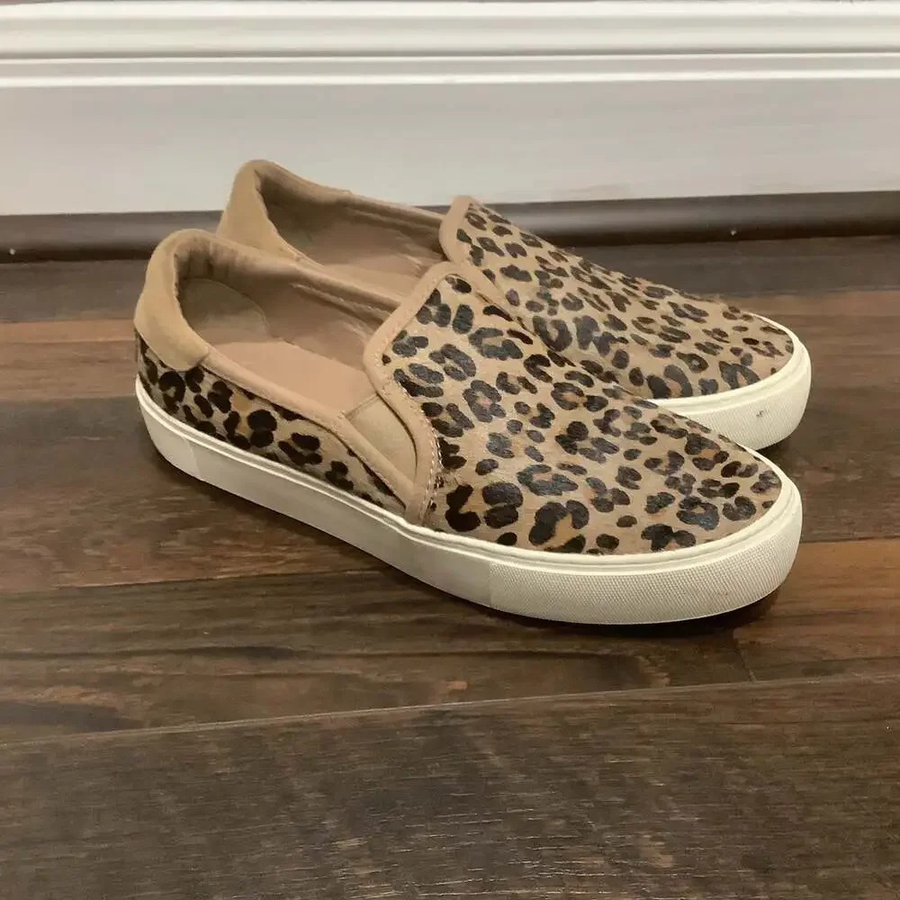 UGG Women Size 9 Exotic Slip-On Sneakers in Leopard Print Calf Hair
